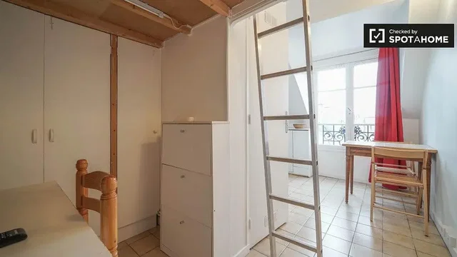 Salon