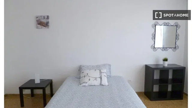 Хол