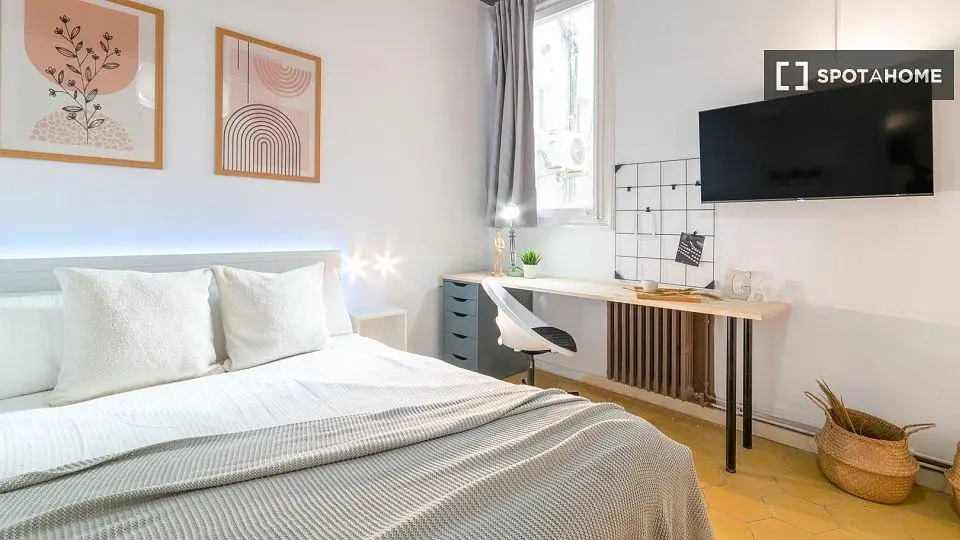 Хол