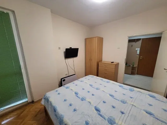 Хол