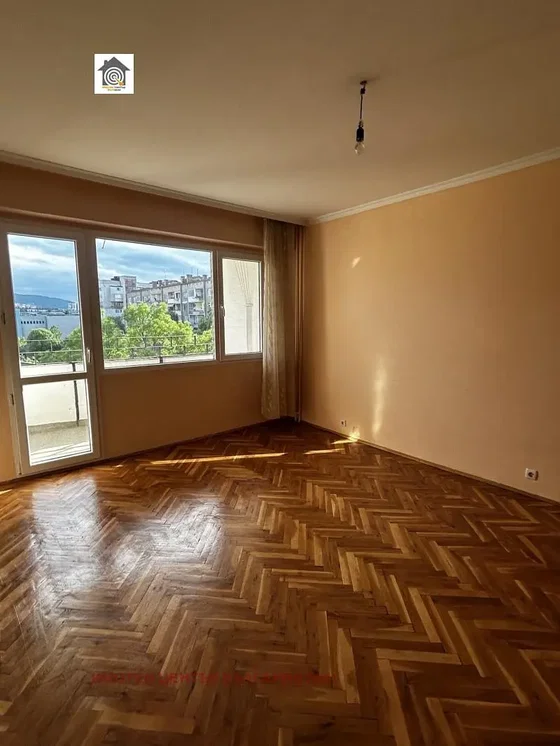 Σαλόνι