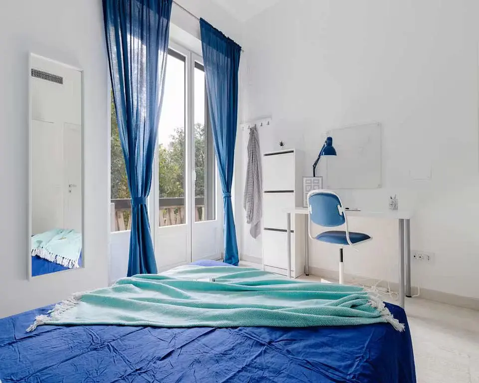 Хол
