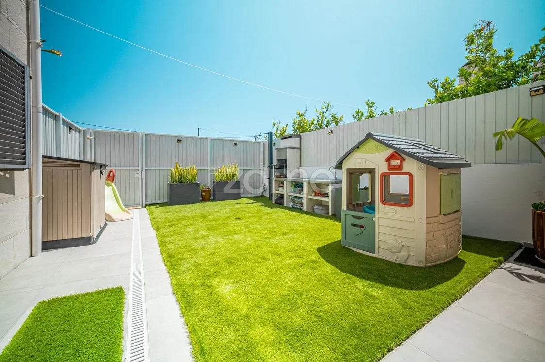 Хол