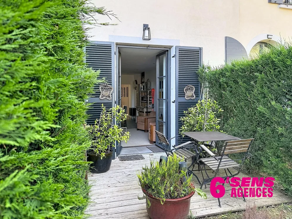 Хол