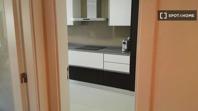 Хол