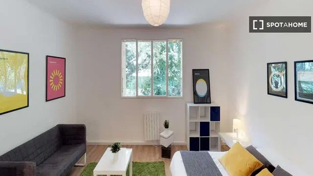 غرفة معيشة