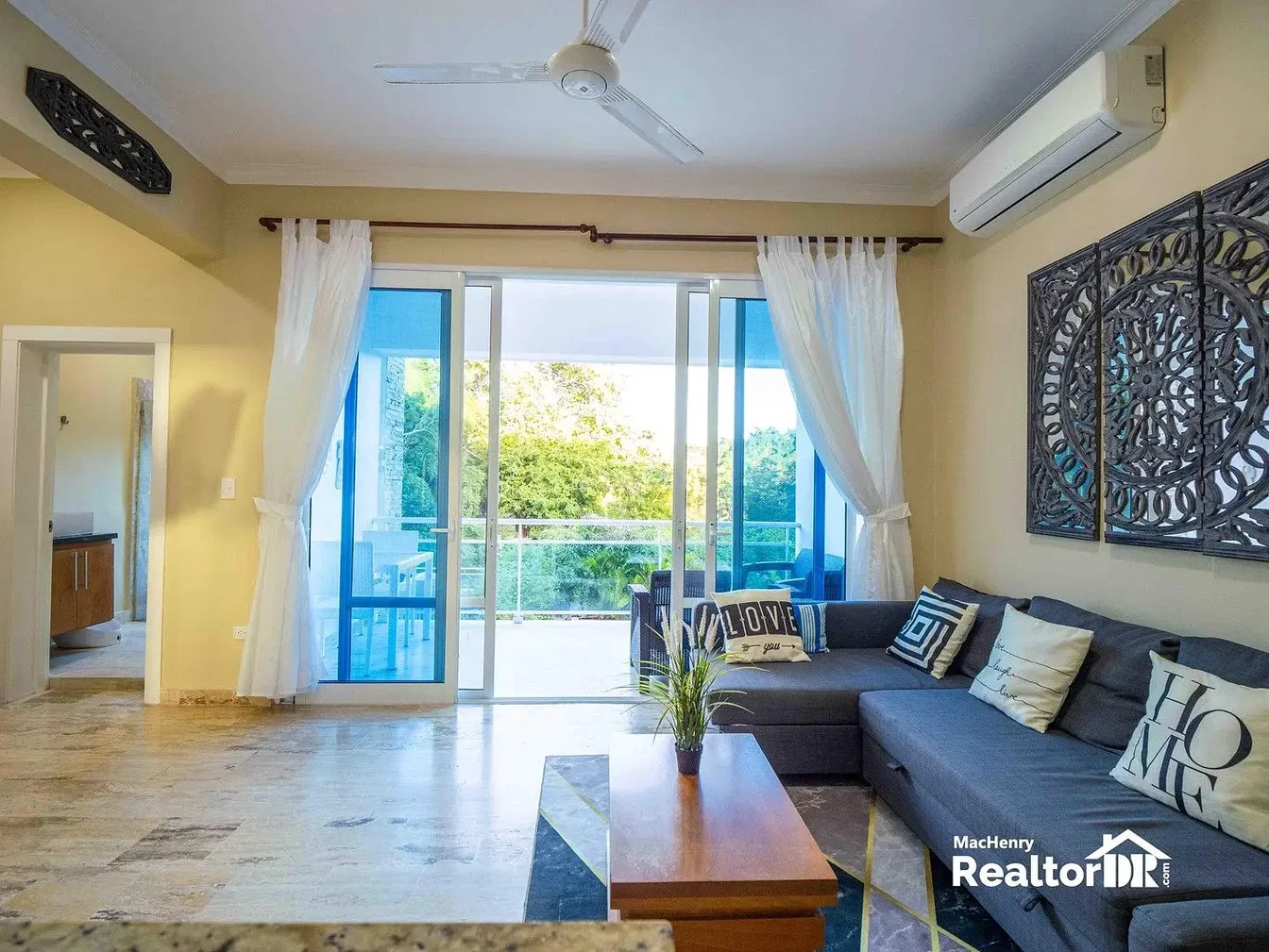 Salon