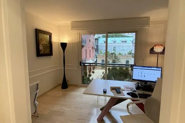Salon