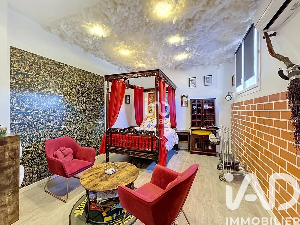 Salon