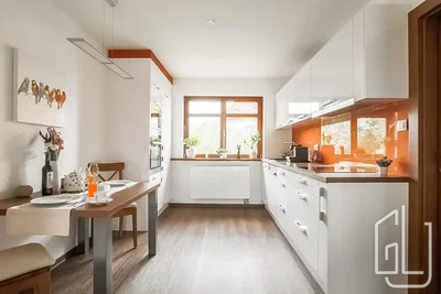 Küche; küchengeräte, tageslicht, renoviert