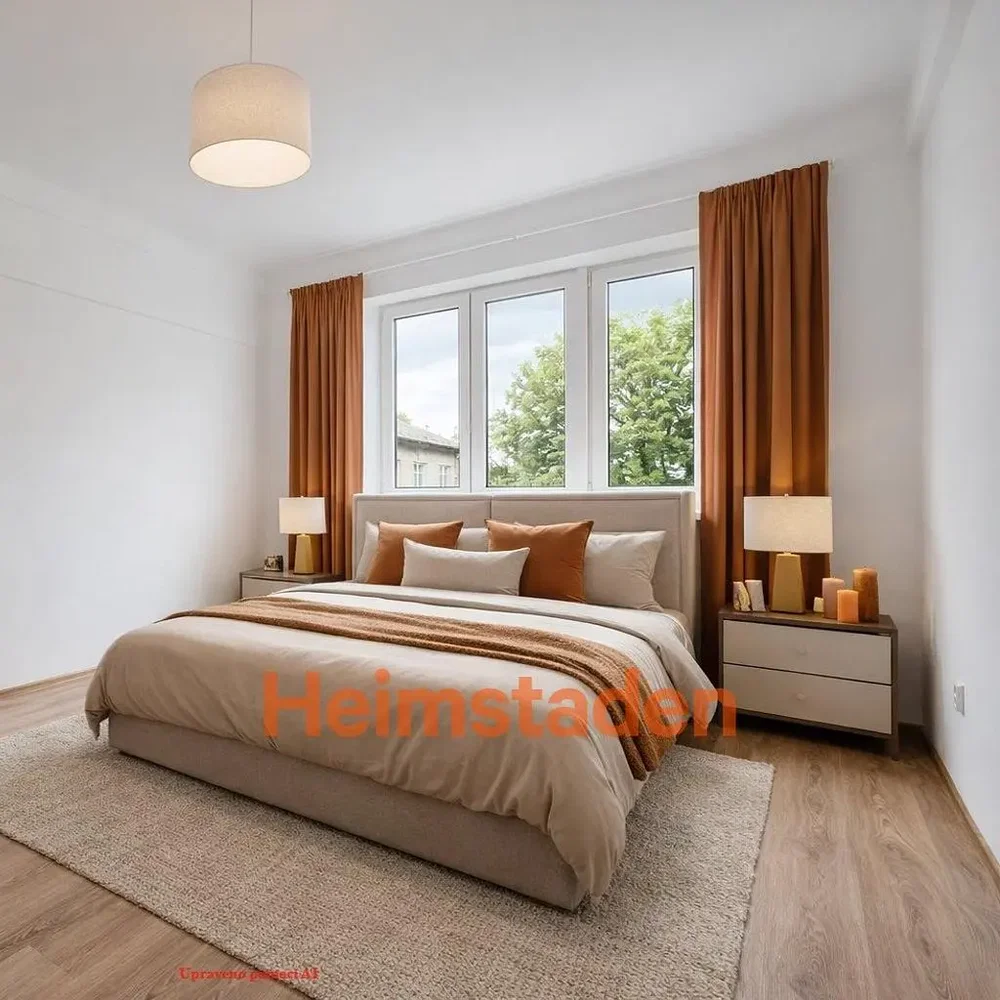 Schlafzimmer; holzboden, tageslicht, moderner stil