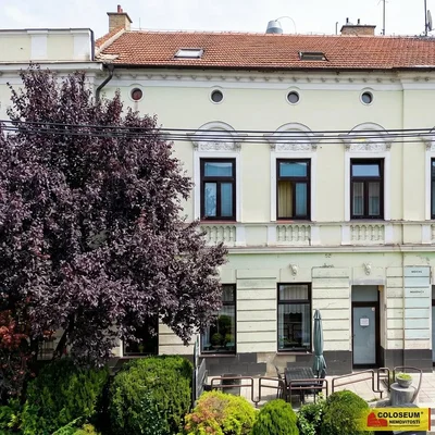 Haus und umgebung; blick, tageslicht