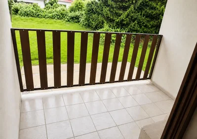 Balkon; fliesenboden, tageslicht, blick