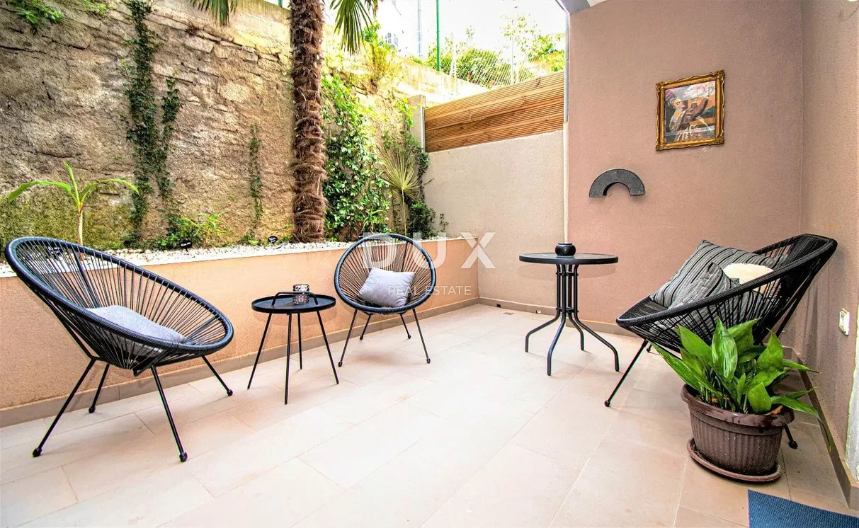 Terrasse; tageslicht, moderner stil