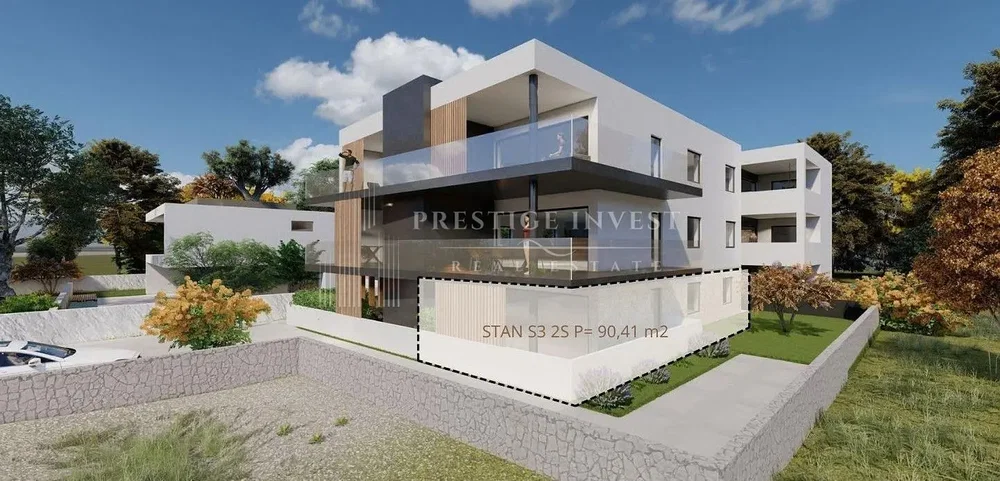 Casa y alrededores