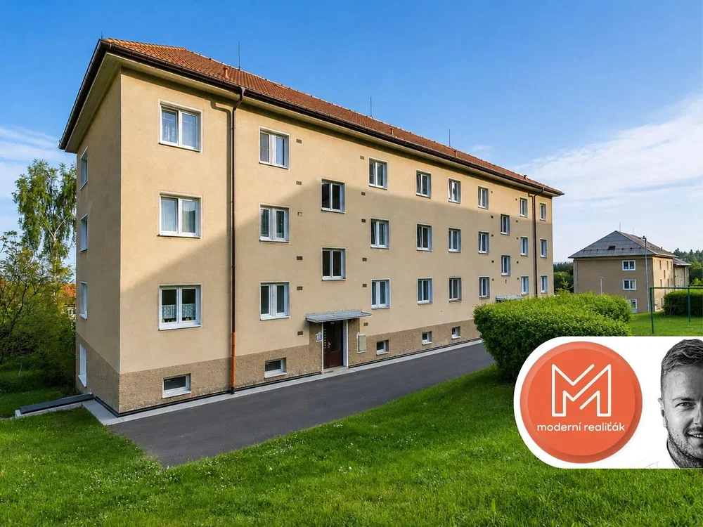 Dům a okolí