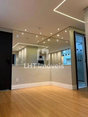 Otro; suelo de madera, luz natural, renovado