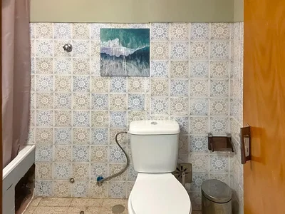 أخرى