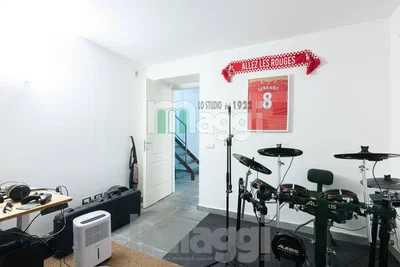 Salon
