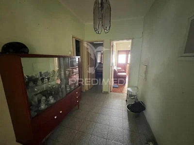 أخرى