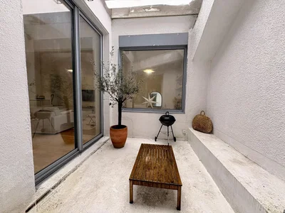Salon