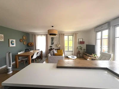 Wohnzimmer
