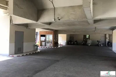 أخرى