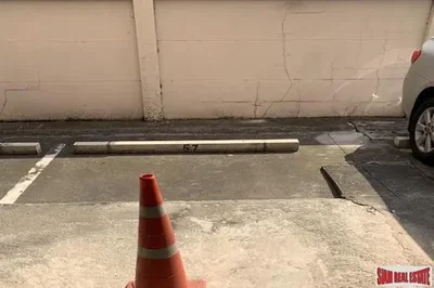 أخرى