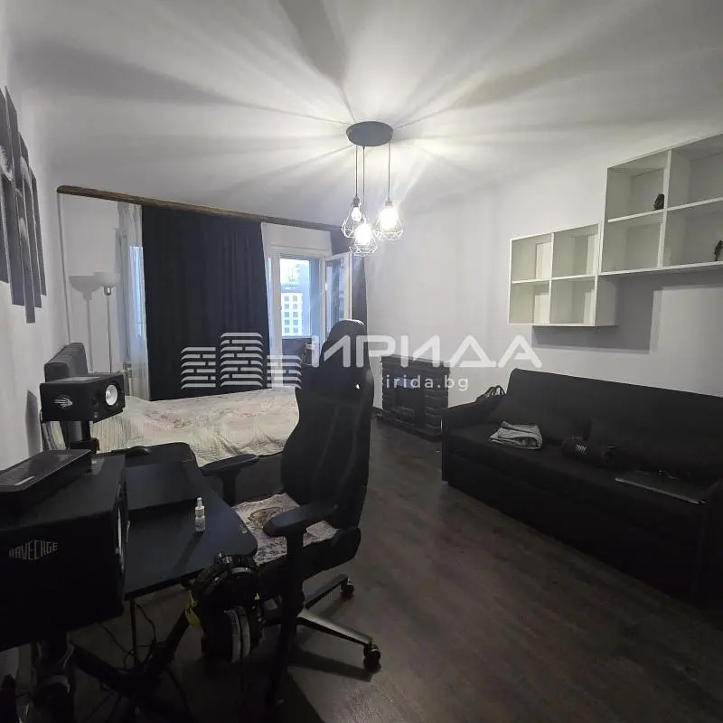 Salon