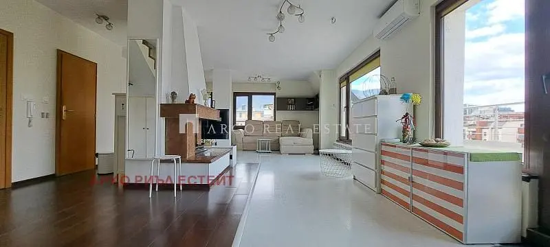 Salon