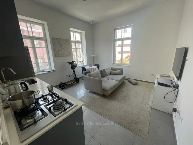 Salon