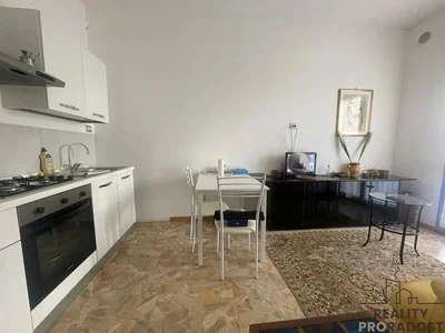 أخرى