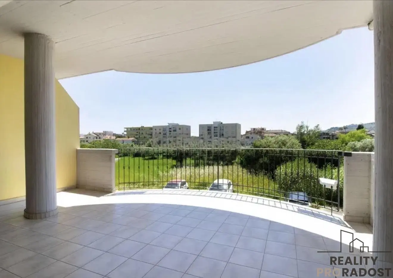 Otro