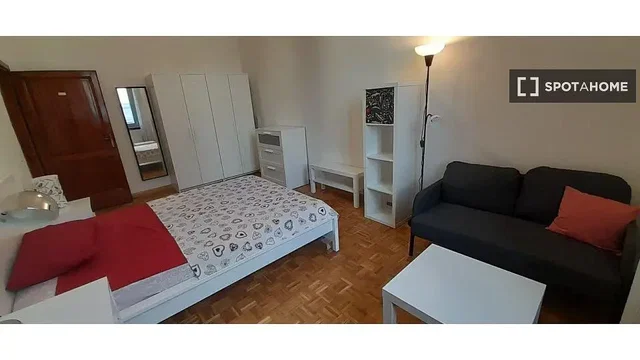 Σαλόνι