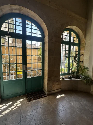 Salon