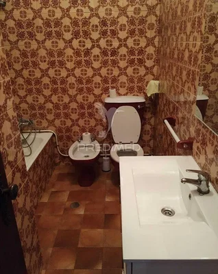 أخرى