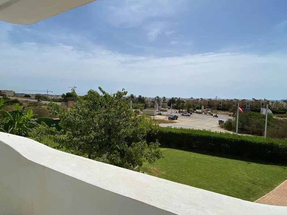 Balkon; výhled, přirozené světlo