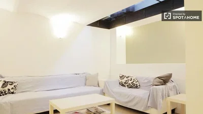 Soggiorno; luce naturale, stile moderno