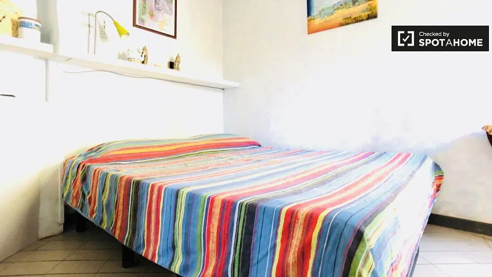 Schlafzimmer; tageslicht, fliesenboden