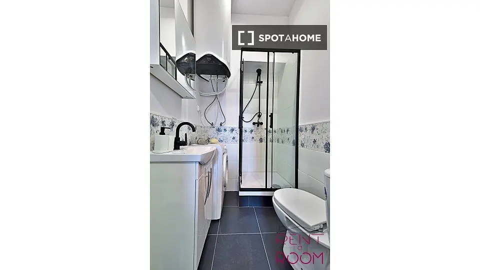Salle de bain; carrelage, lumière naturelle