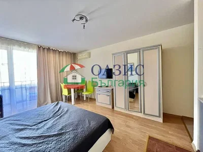 Bedroom; natural light, tile floor, wood floor
