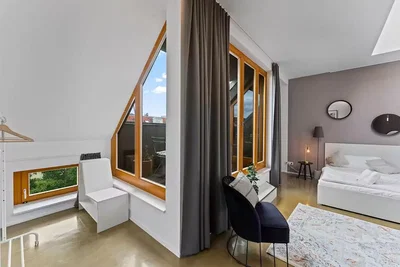 Schlafzimmer; tageslicht, moderner stil