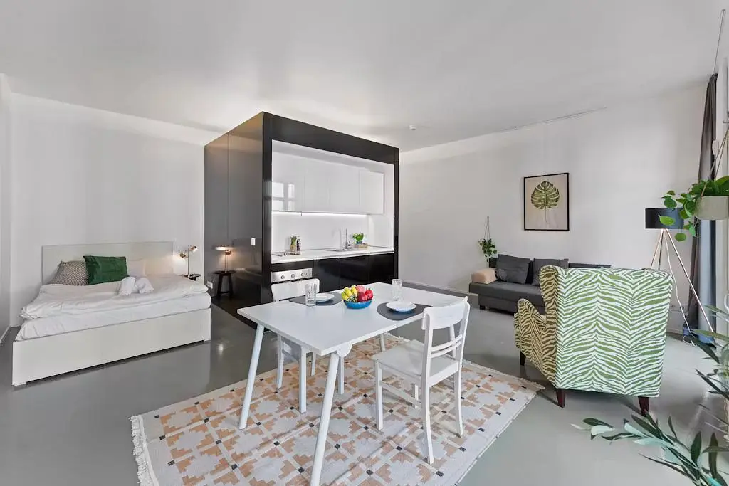 Wohnzimmer; tageslicht, moderner stil