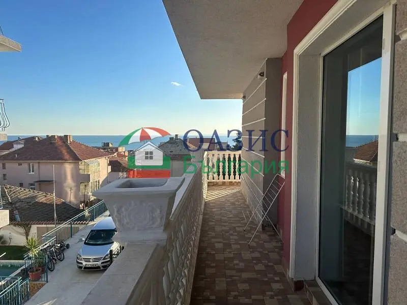 Balcone; vista, luce naturale