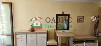 Camera da letto; stile moderno, pavimento in legno