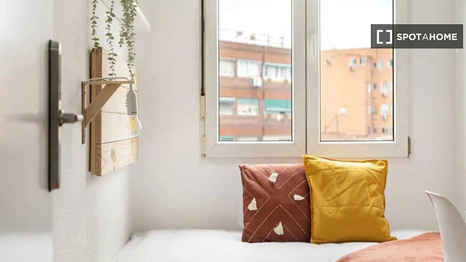Wohnzimmer; tageslicht, blick