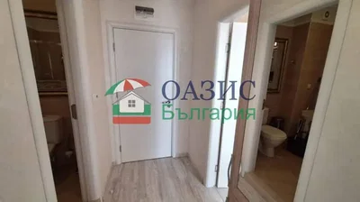 Šatňa; prirodzené svetlo, dlažba