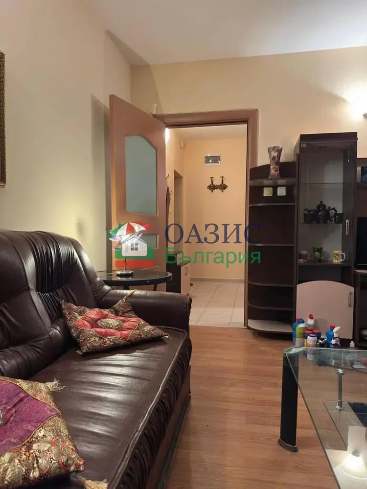 Living room; wood floor, natural light