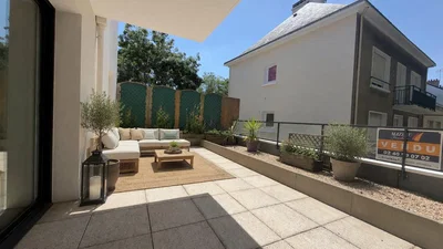 Teras; doğal ışık, modern stil