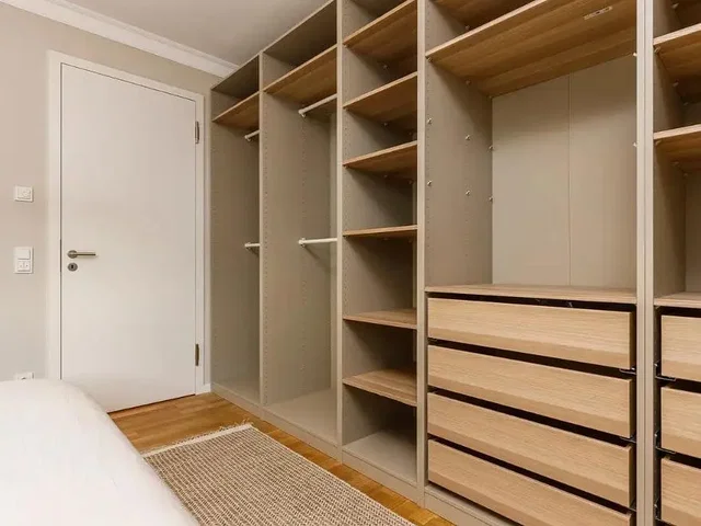 Kammer; holzboden, renoviert